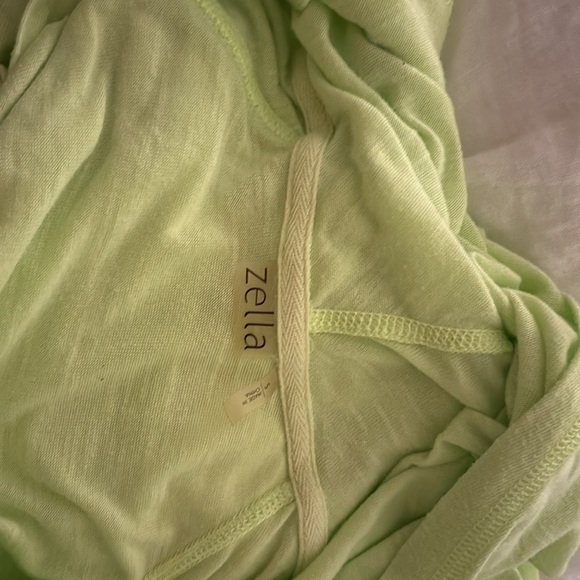 All shirrred up lightweight hoodie by Zella - Picture 4 of 6